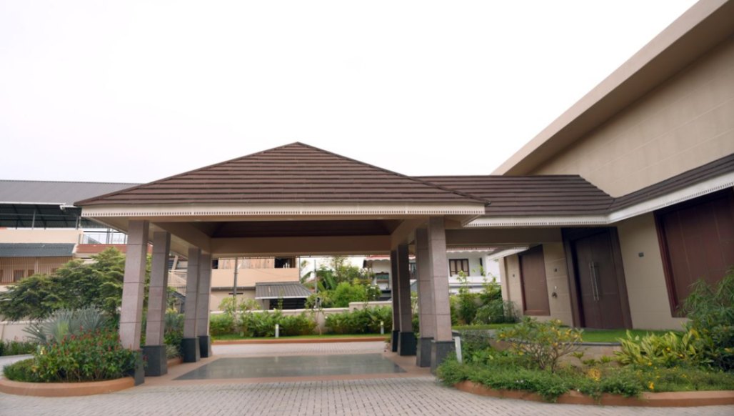 THE HORMISE EVENT CENTER